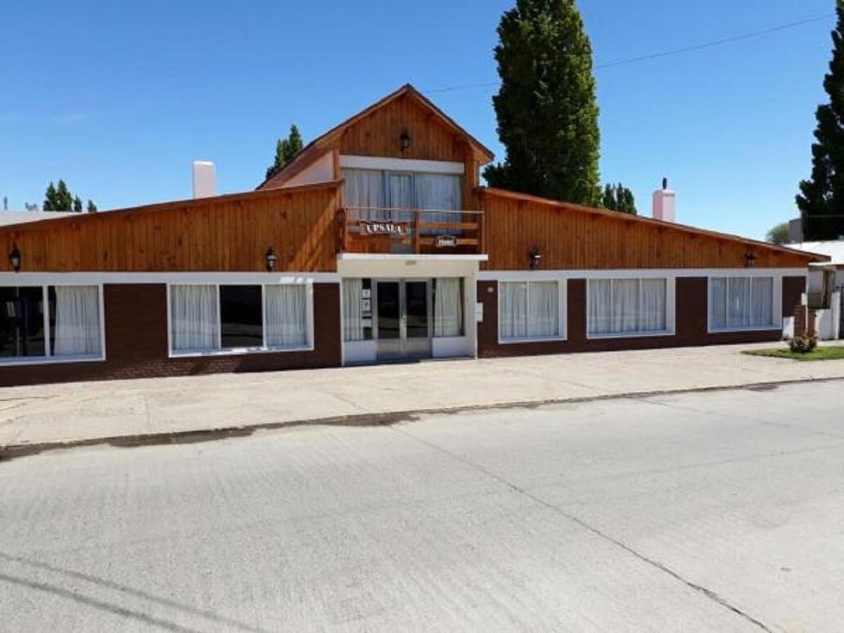 Hotel Upsala Ел Калафате Екстериор снимка